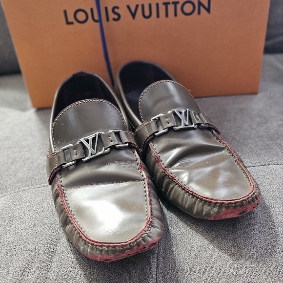 authentic Louis Vuitton shoes - Picture 4 of 12